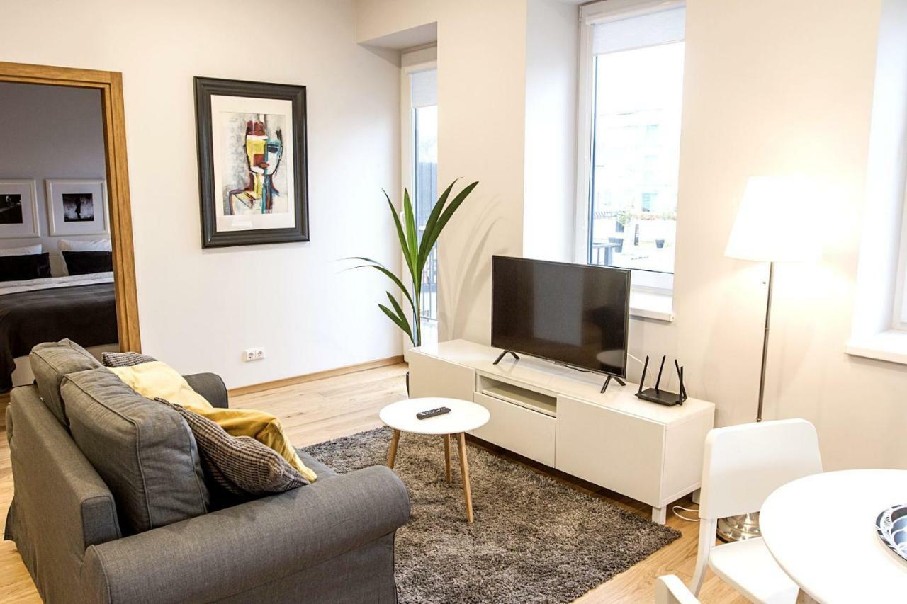 Modern 1Bd Apartment In Old Town By Hostlovers Каунас Екстериор снимка